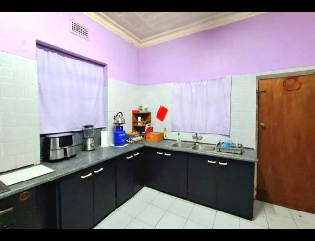 3 BEDROOM HOUSE FOR SALE IN SPRINGS CENTRAL